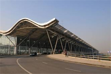 176430.jpg 上海駱盈向新鄭機場提供<a href=http://www.huanjingjz.com target=_blank class=infotextkey>橡膠接頭</a>項目.jpg